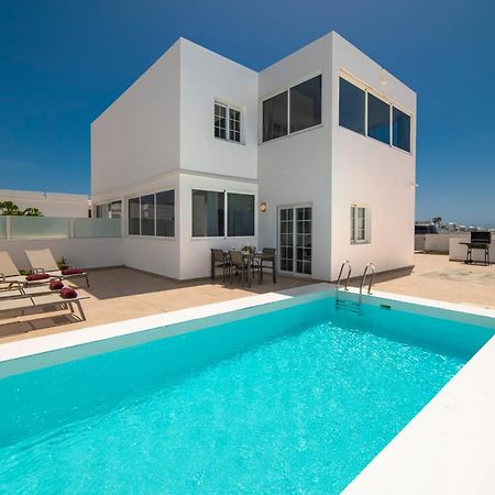 Villa Ocean Wave - Sea Views - Private Pool Playa Blanca  Kültér fotó