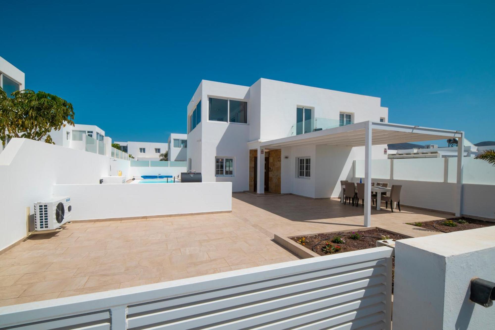 Villa Ocean Wave - Sea Views - Private Pool Playa Blanca  Kültér fotó