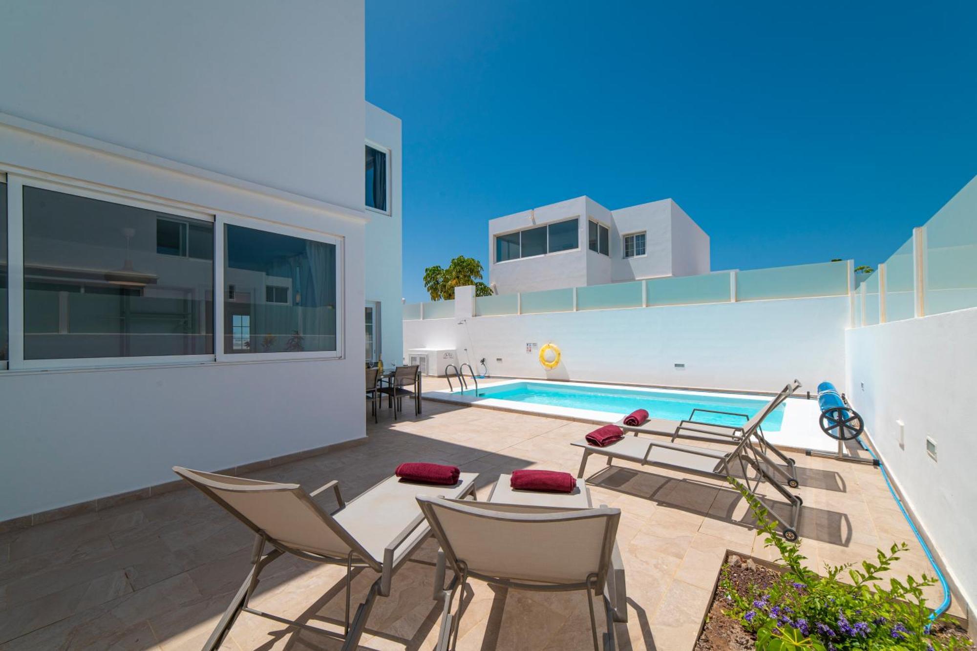 Villa Ocean Wave - Sea Views - Private Pool Playa Blanca  Kültér fotó