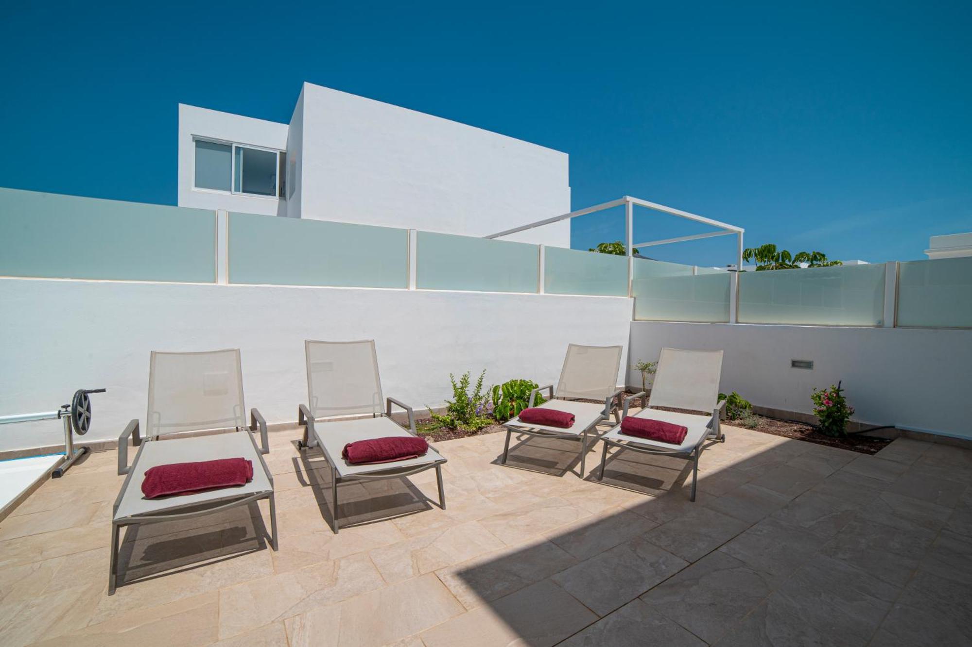 Villa Ocean Wave - Sea Views - Private Pool Playa Blanca  Kültér fotó